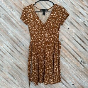 Rebel Sugar Brown & White Floral Mini Dress Sweetheart V Waist Tie